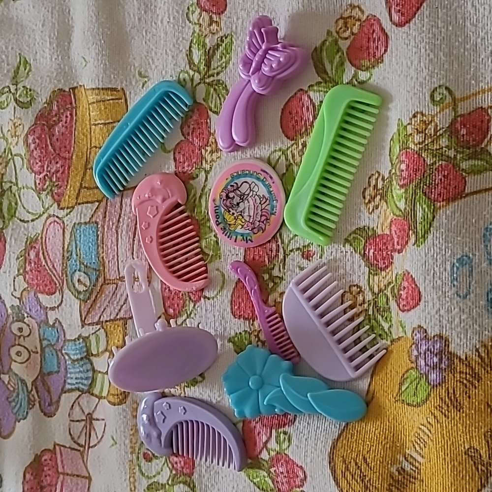 Vintage G1 My Little Pony Combs and Sticker